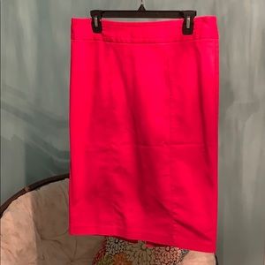 Hot pink pencil skirt New York and Company Size 12